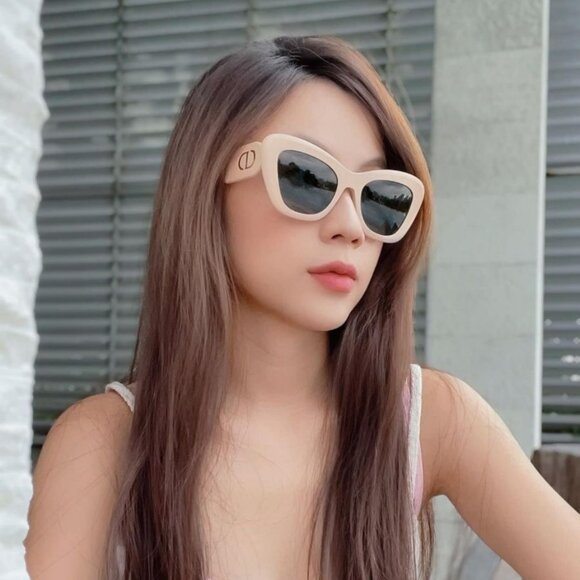 Dior DIORBOBBY B1U 40C0 BRAND NEW Sunglasses Powder Pink Green Women Butterfly main image 5